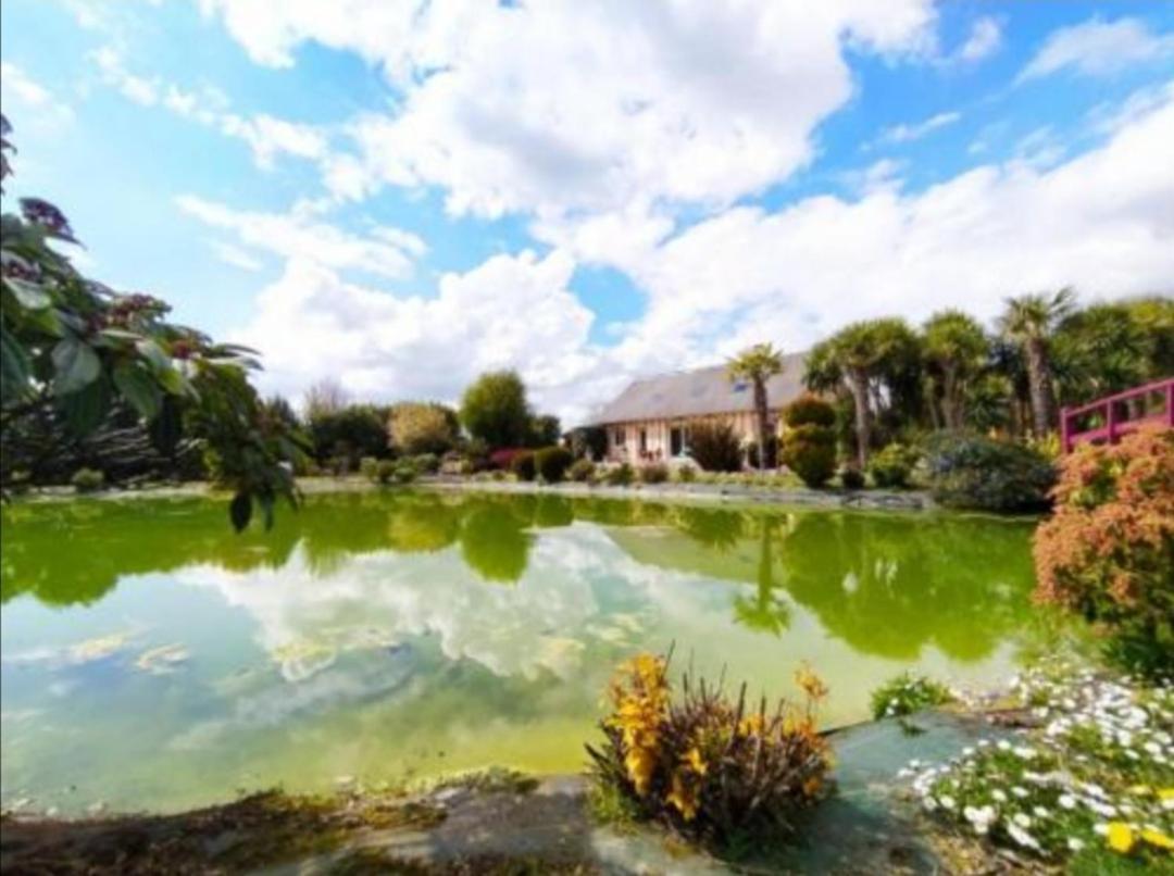 Domaine Du D-Day Bed and Breakfast Saint-Come-du-Mont Buitenkant foto